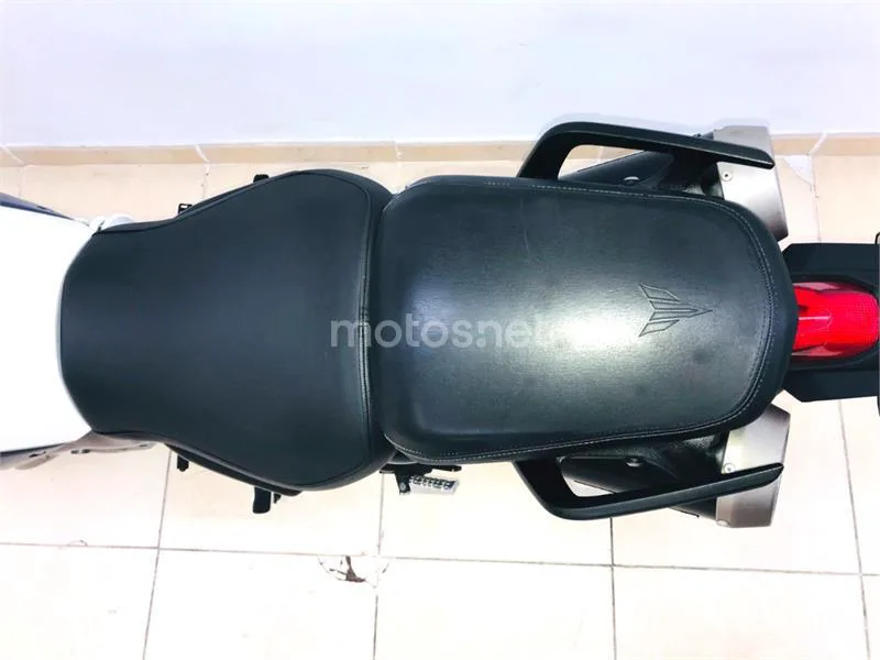 Yamaha MT-03 – Vista 5