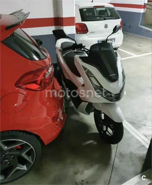 Honda PCX 125 – Vista 7