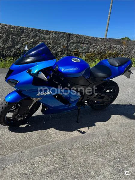 Kawasaki ZX-6R – Vista 3