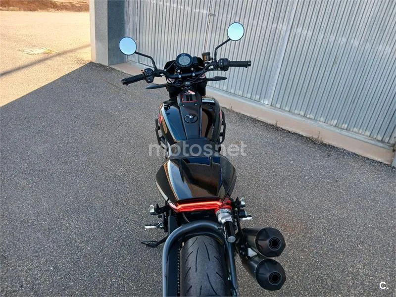 Indian FTR 1200 – Vista 5