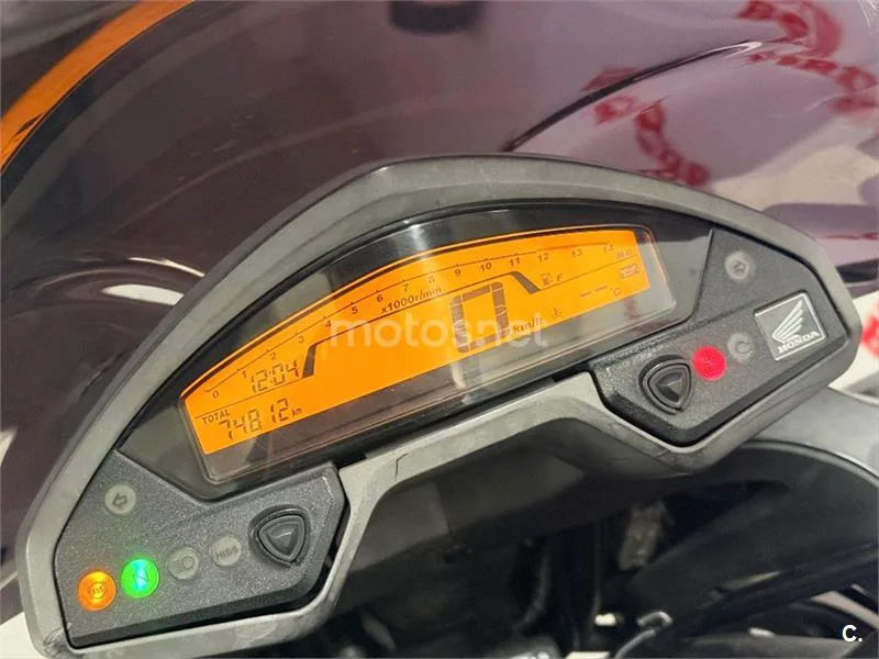 Honda VFR 800 – Vista 6