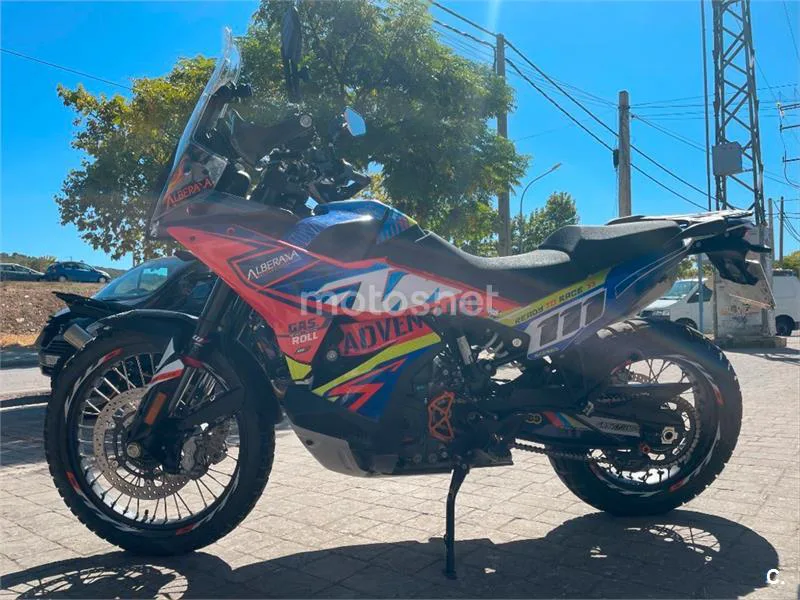 KTM 890 – Vista 5