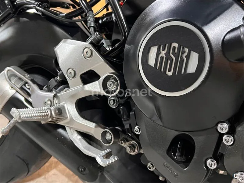 Yamaha XSR 900 – Vista 18
