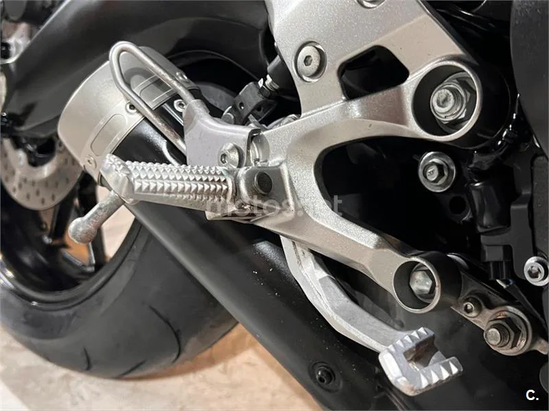 Yamaha XSR 900 – Vista 19