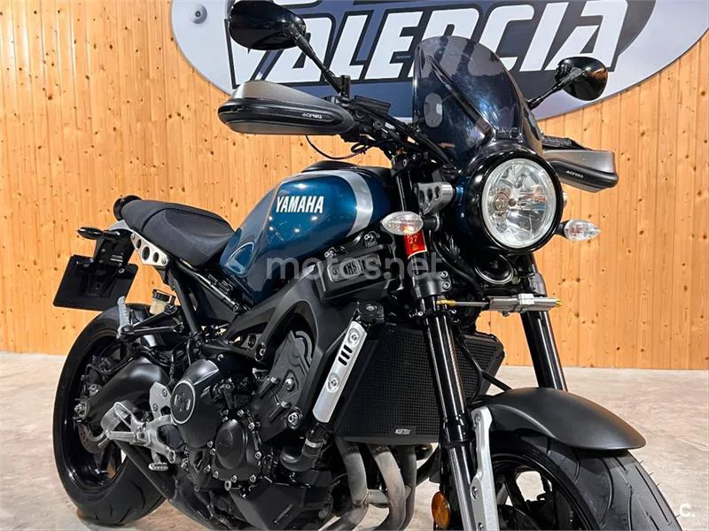 Yamaha XSR 900 – Vista 34