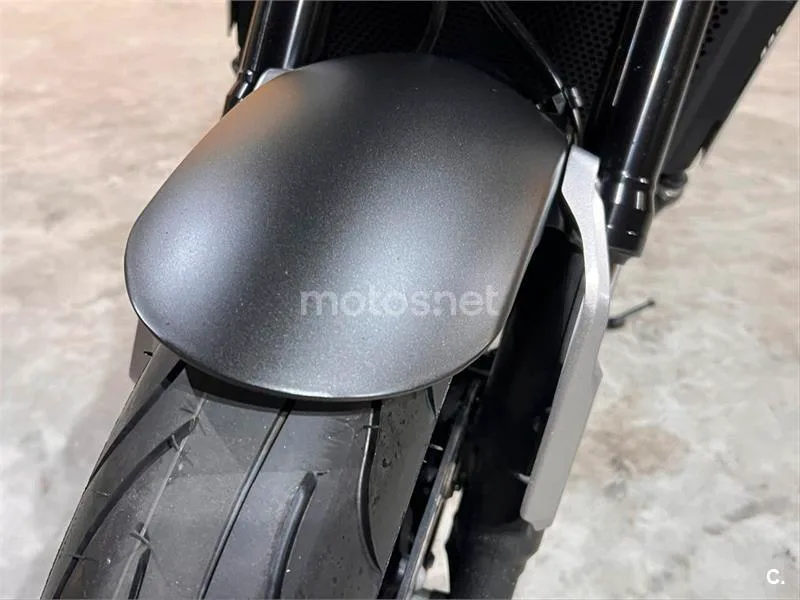 Yamaha XSR 900 – Vista 39