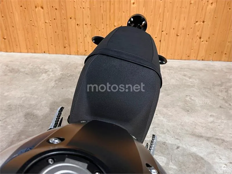 Yamaha XSR 900 – Vista 41