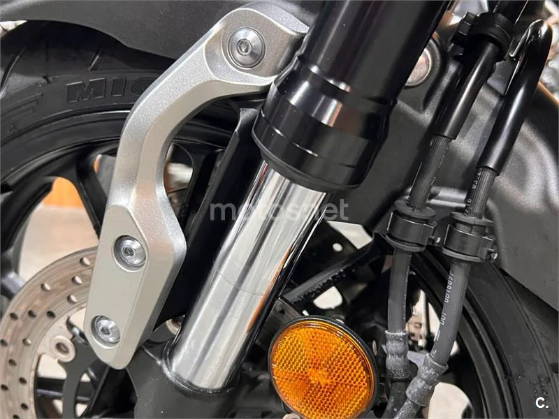 Yamaha XSR 900 – Vista 44