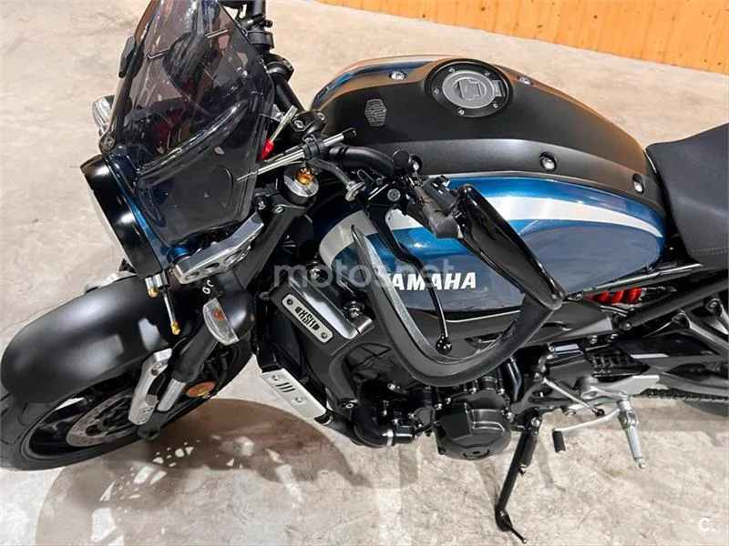 Yamaha XSR 900 – Vista 56