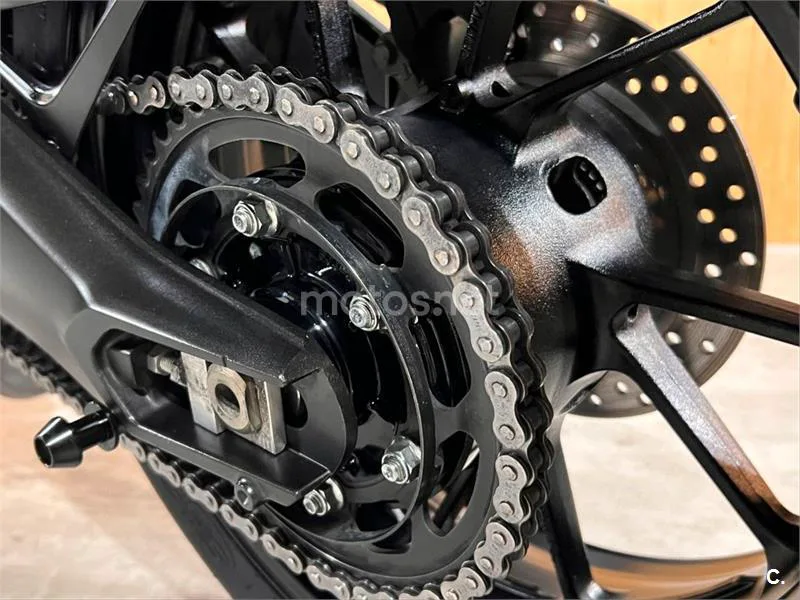 Yamaha XSR 900 – Vista 61