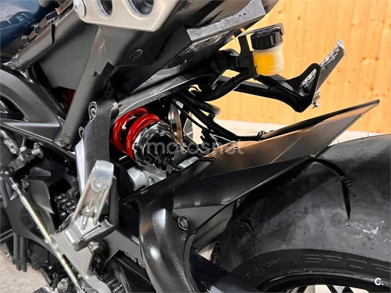 Yamaha XSR 900 – Vista 62