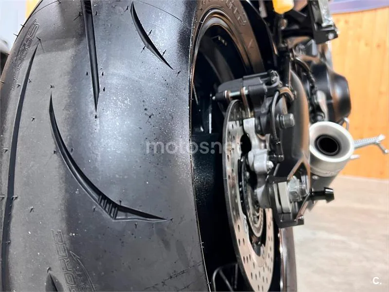 Yamaha XSR 900 – Vista 71