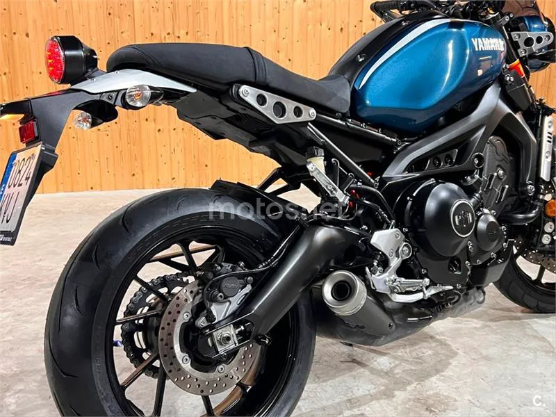 Yamaha XSR 900 – Vista 72