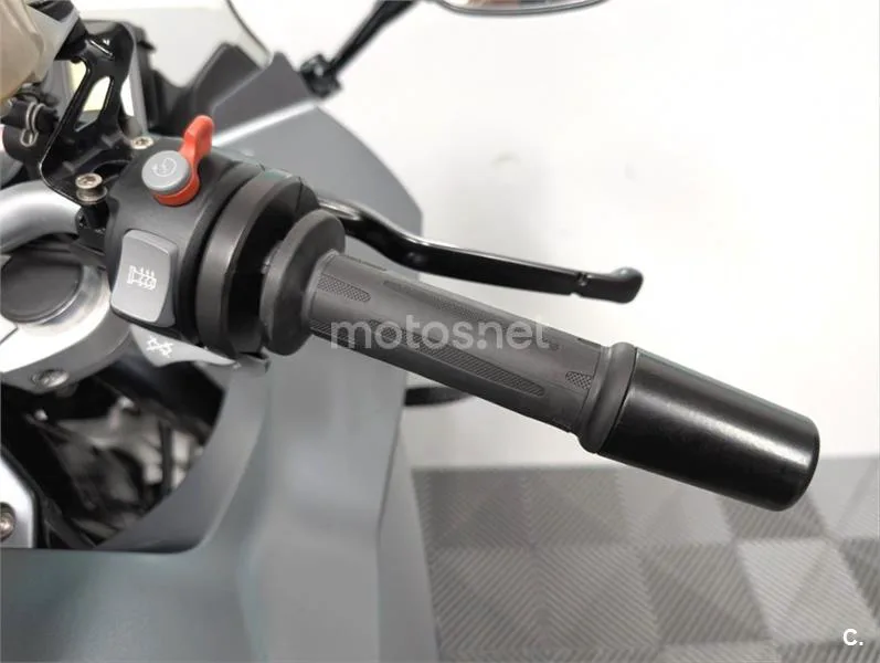 BMW F 800 ST – Vista 12