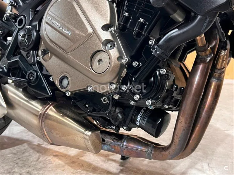 QJ Motor SRK 700 – Vista 13