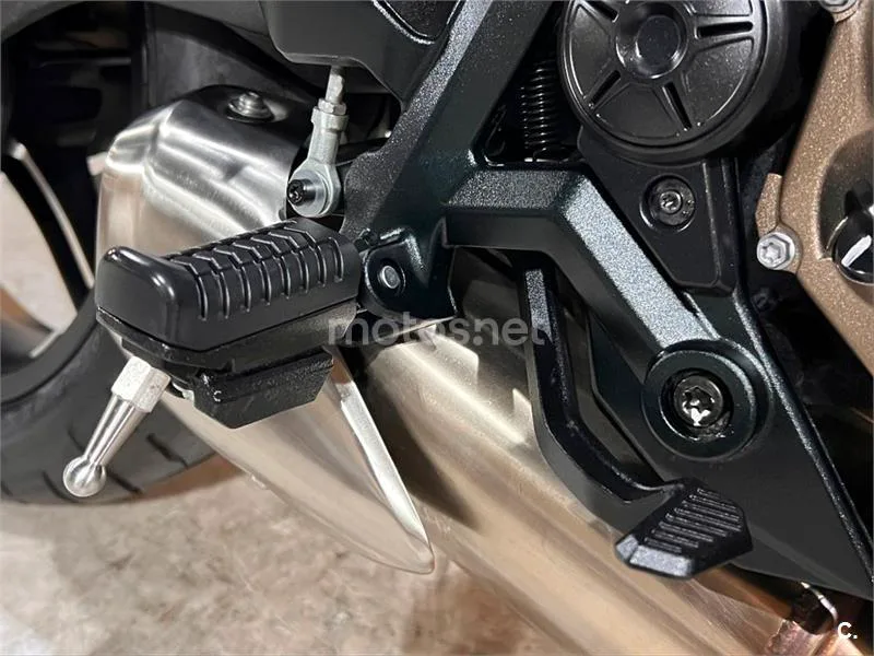 QJ Motor SRK 700 – Vista 17