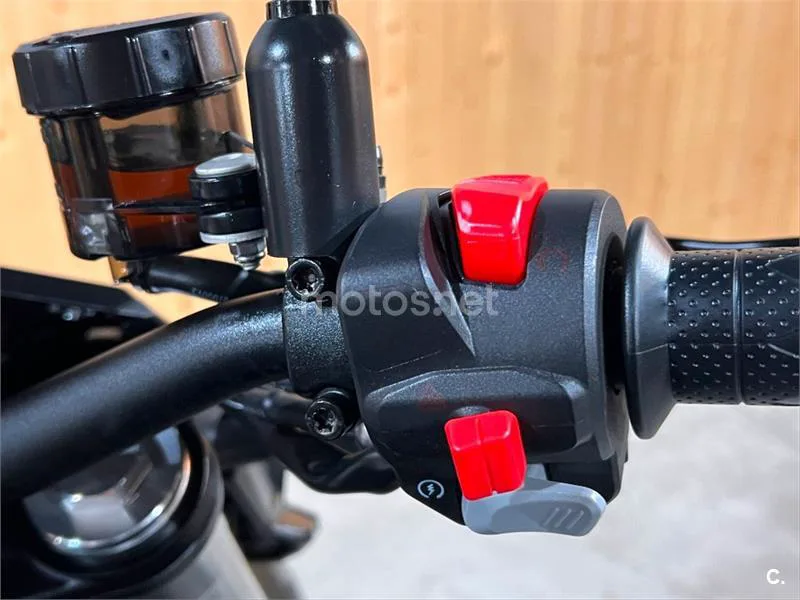 QJ Motor SRK 700 – Vista 53