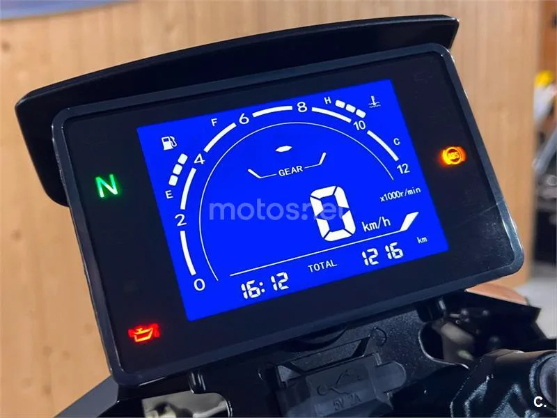 QJ Motor SRK 700 – Vista 64