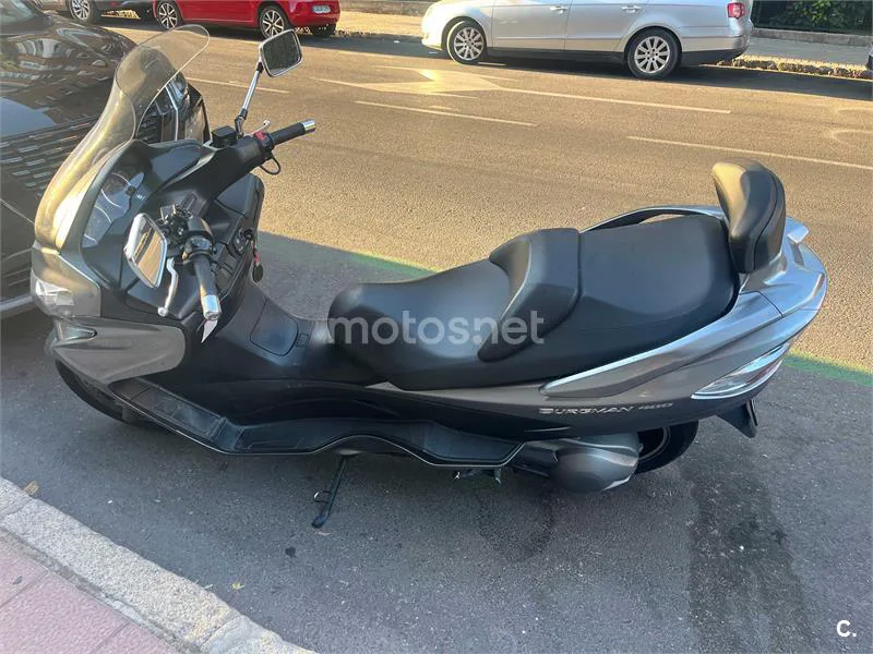 Suzuki Burgman 400 – Vista 4