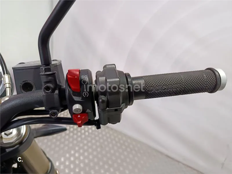 Ducati Scrambler – Vista 9