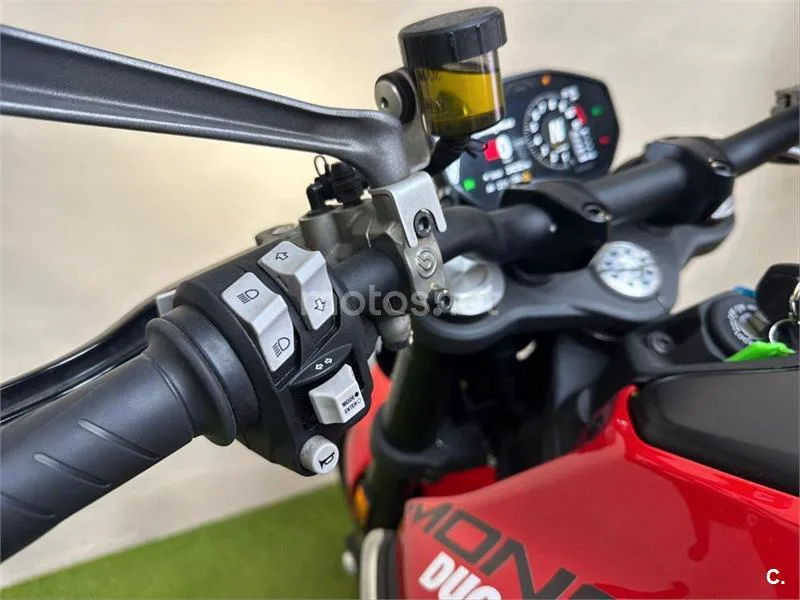 Ducati Monster – Vista 7