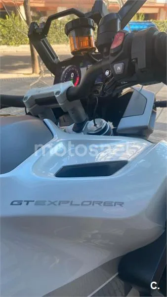 Triumph Tiger 1200 – Vista 15