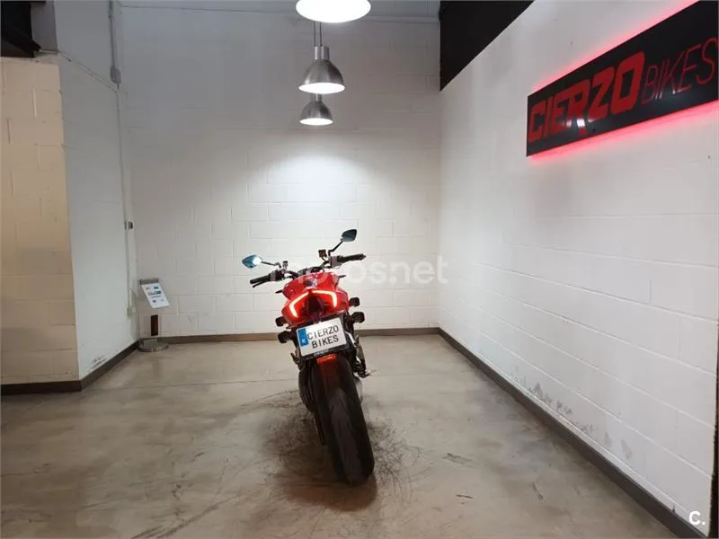 Ducati Streetfighter V4 – Vista 28