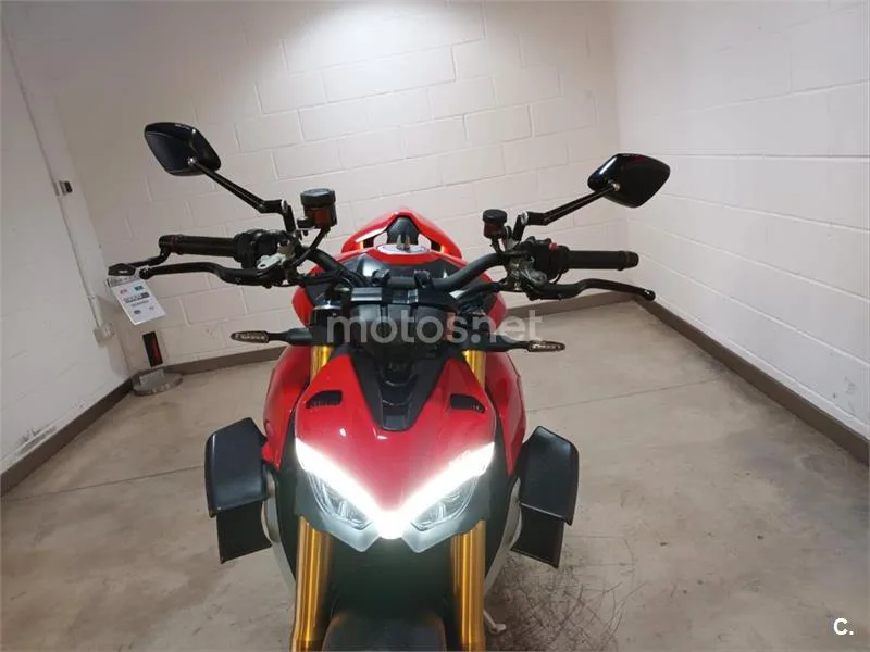 Ducati Streetfighter V4 – Vista 8