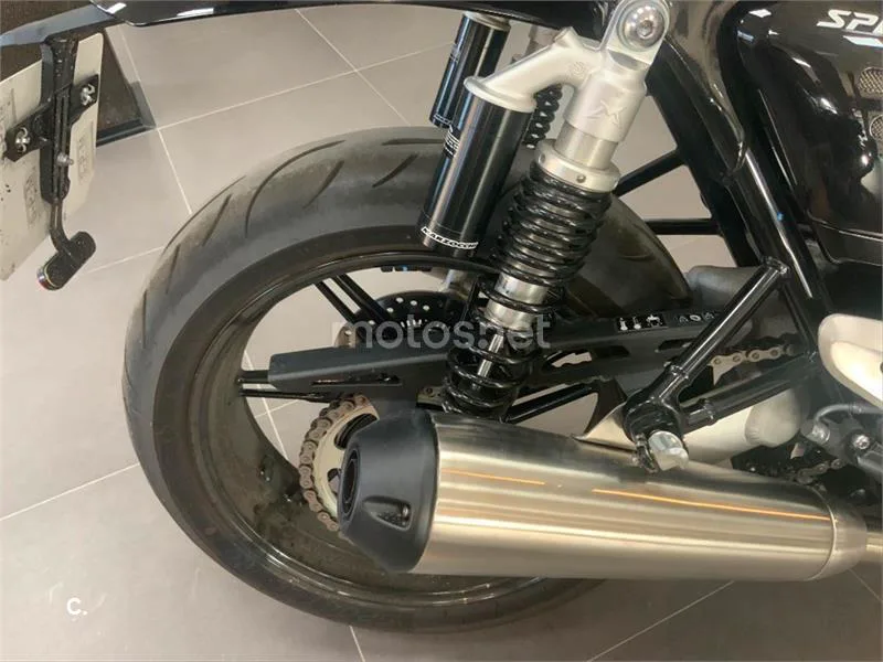 Triumph Speed Twin 1200 – Vista 9
