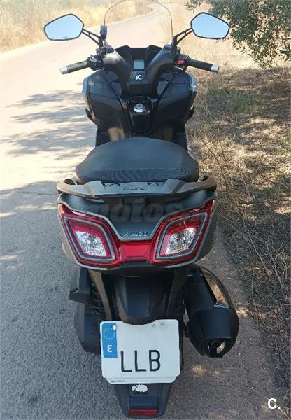 Kymco Super Dink 350i – Vista 6