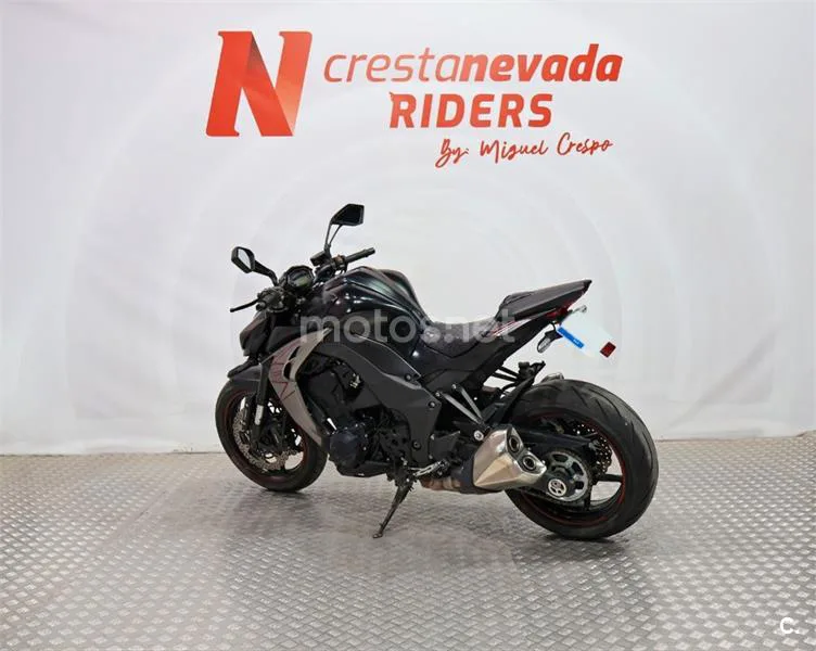 Kawasaki Z1000 – Vista 10