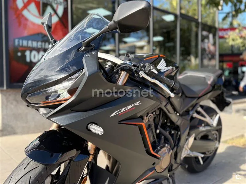 Honda CBR 650 R – Vista 12