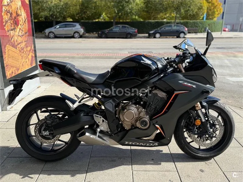Honda CBR 650 R – Vista 6