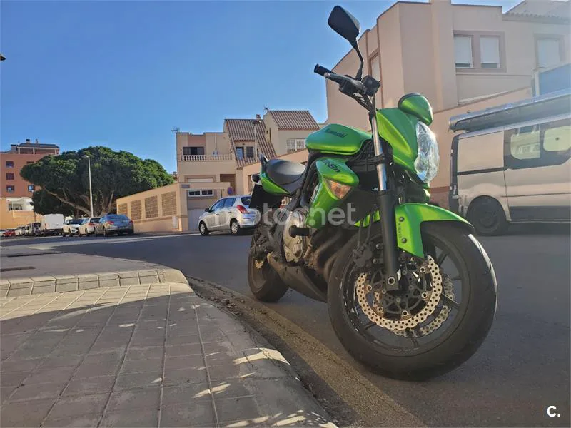 Kawasaki ER-6N – Vista 3