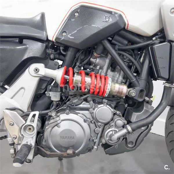 Yamaha MT-03 – Vista 11