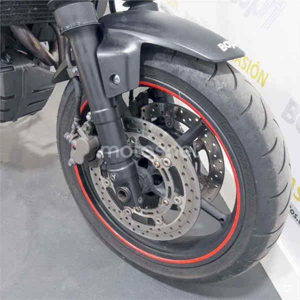Yamaha MT-03 – Vista 12