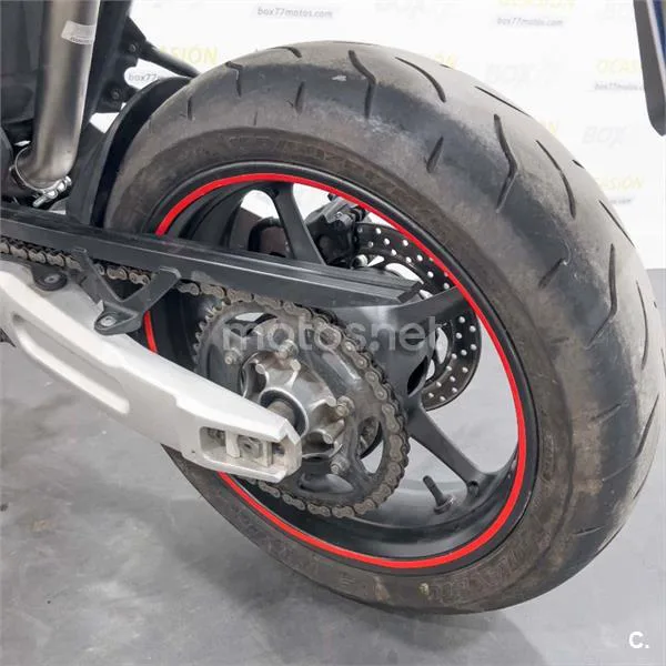 Yamaha MT-03 – Vista 13