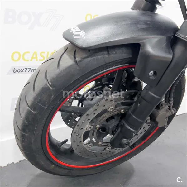 Yamaha MT-03 – Vista 15