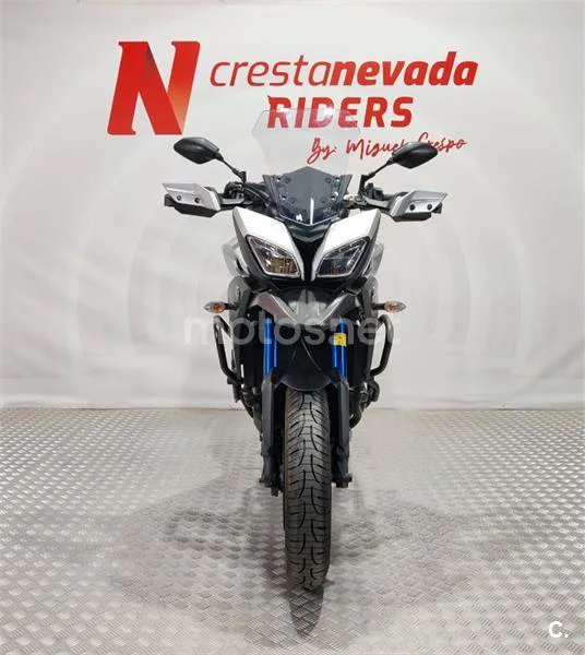 Yamaha MT-09 – Vista 5