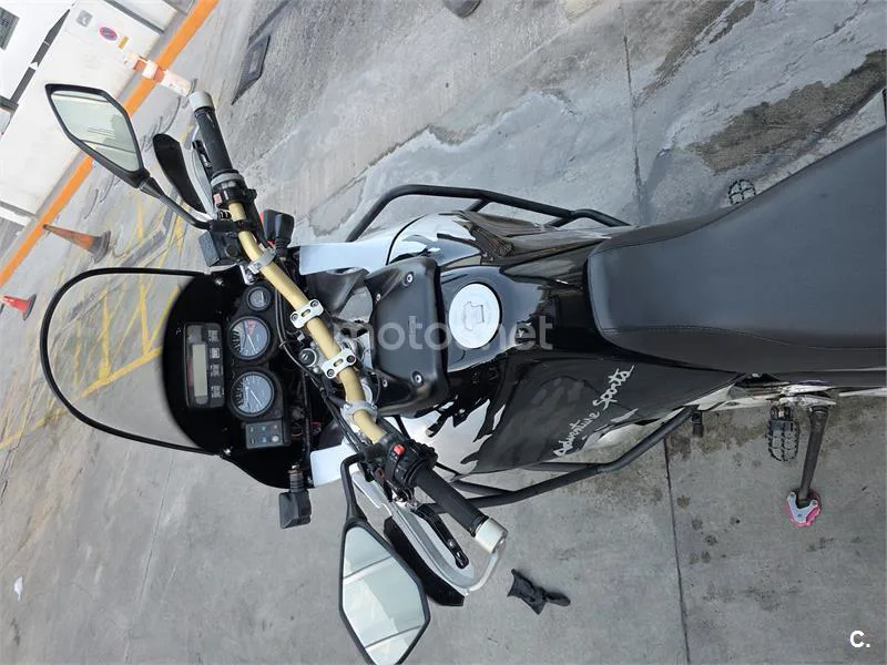 Honda XRV 750 Africa Twin – Vista 5