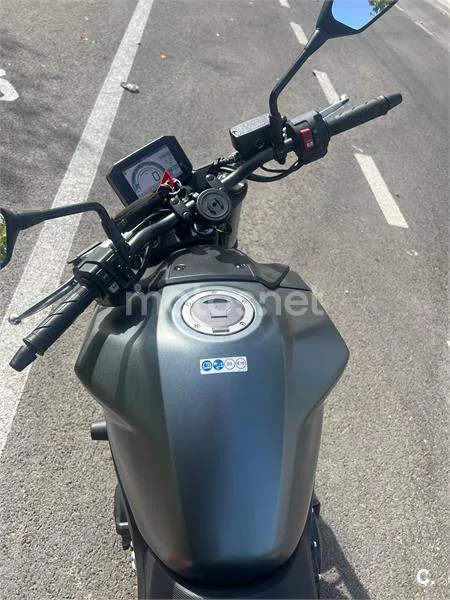 Honda CB 750 – Vista 5