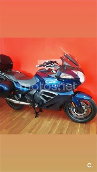 Triumph Trophy 1200 – Vista 12