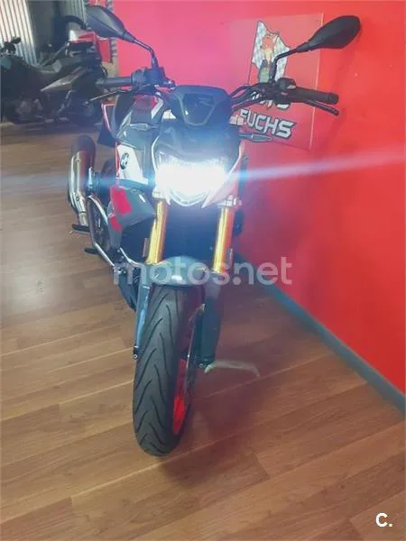 BMW G 310 R – Vista 24