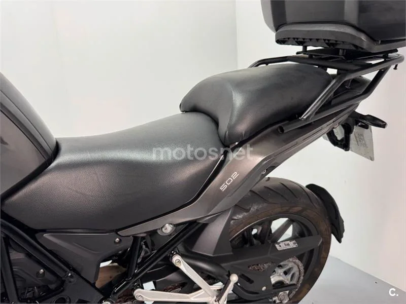 Benelli TRK 502 – Vista 17