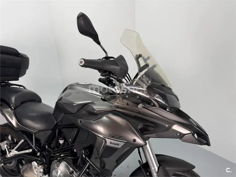 Benelli TRK 502 – Vista 3