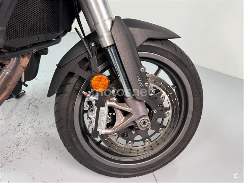 Benelli TRK 502 – Vista 5