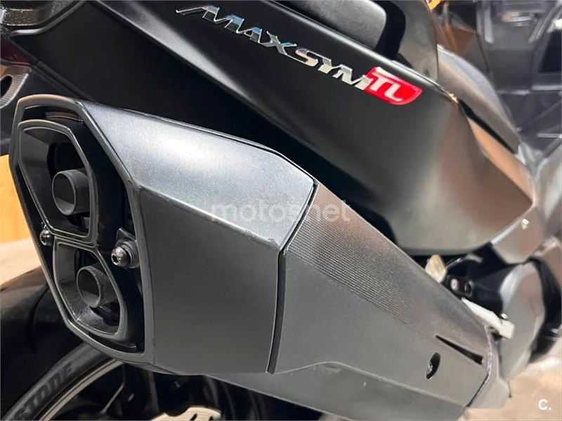 SYM Maxsym TL 500 – Vista 20