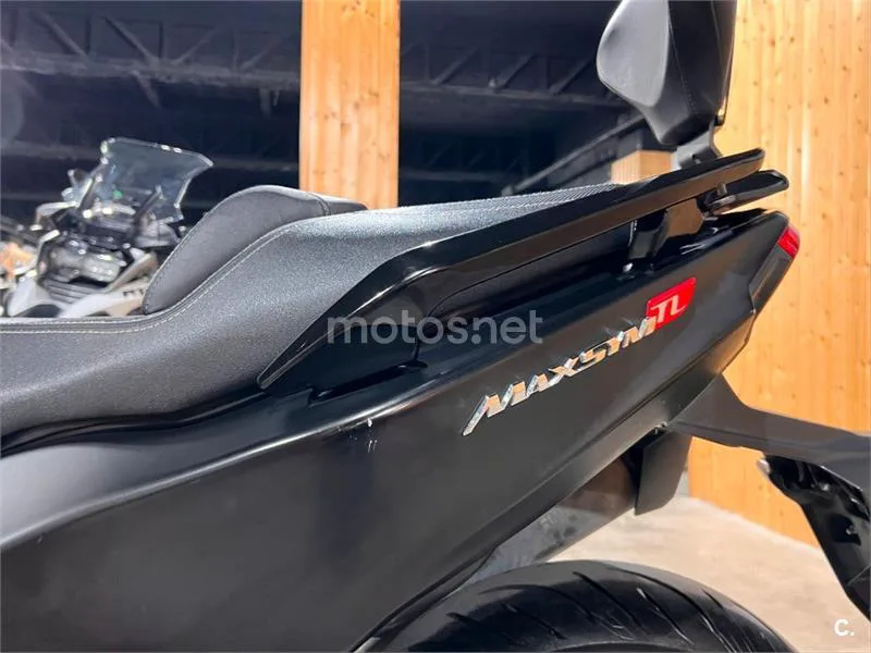 SYM Maxsym TL 500 – Vista 41