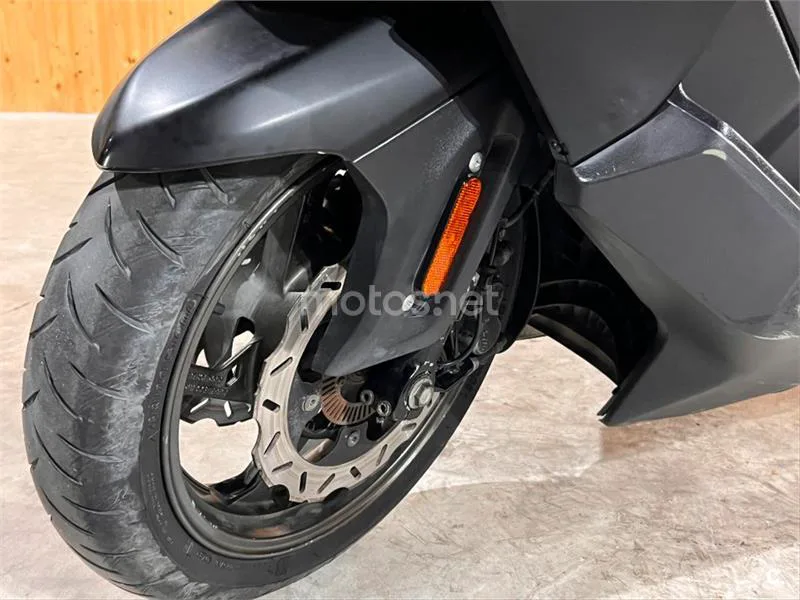 SYM Maxsym TL 500 – Vista 45