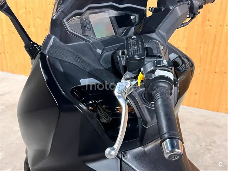SYM Maxsym TL 500 – Vista 48